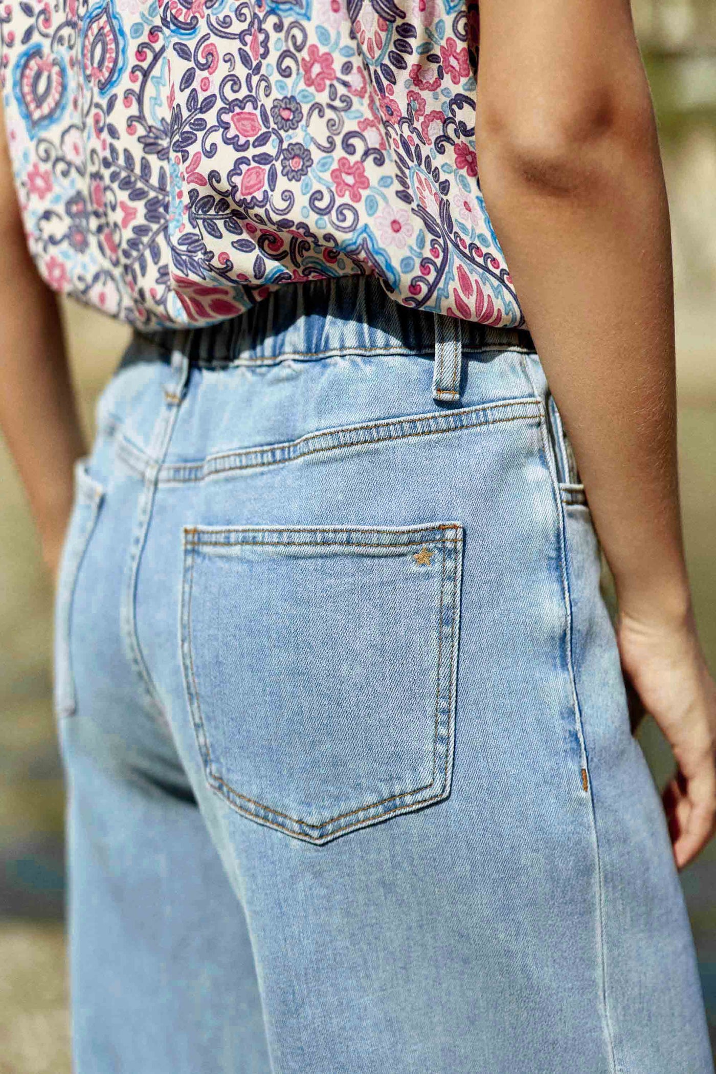 Stonewashed wide leg jeans - Prune
