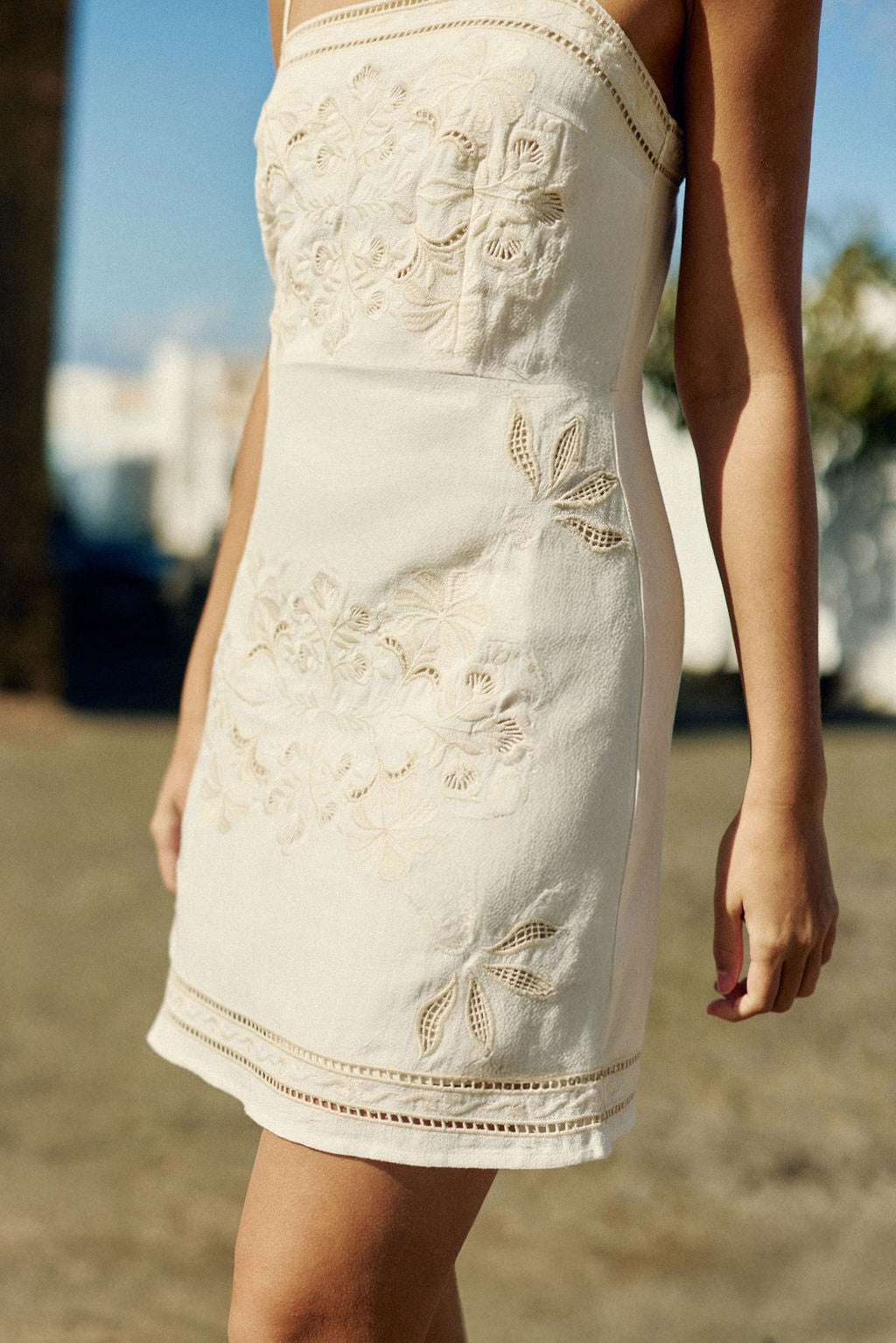 Ivory embroidered short dress - Rowe
