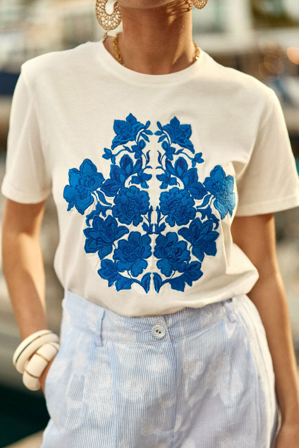 White embroidered front t-shirt - Taima