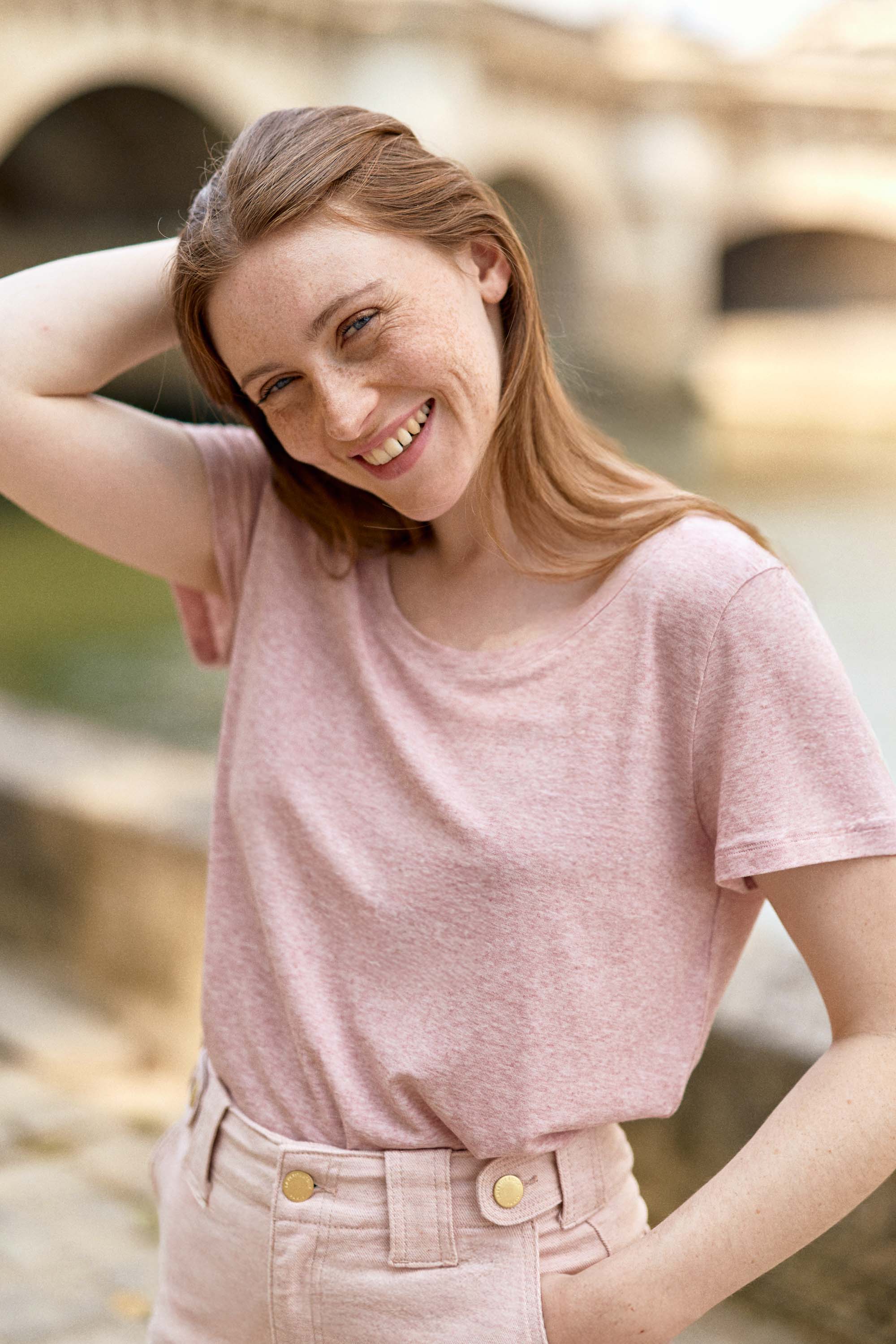 Pink T-shirt - Tia 