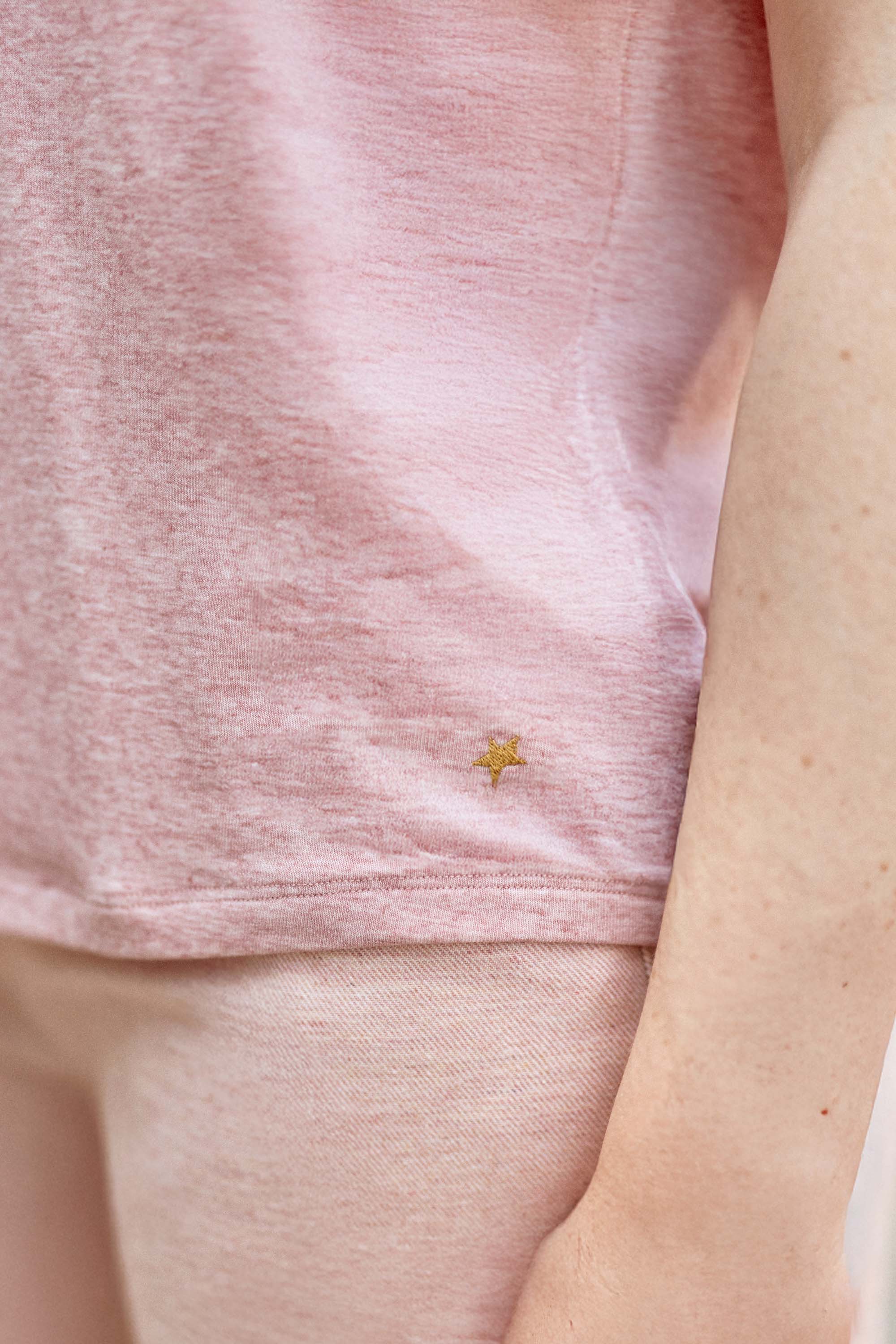 Pink T-shirt - Tia 