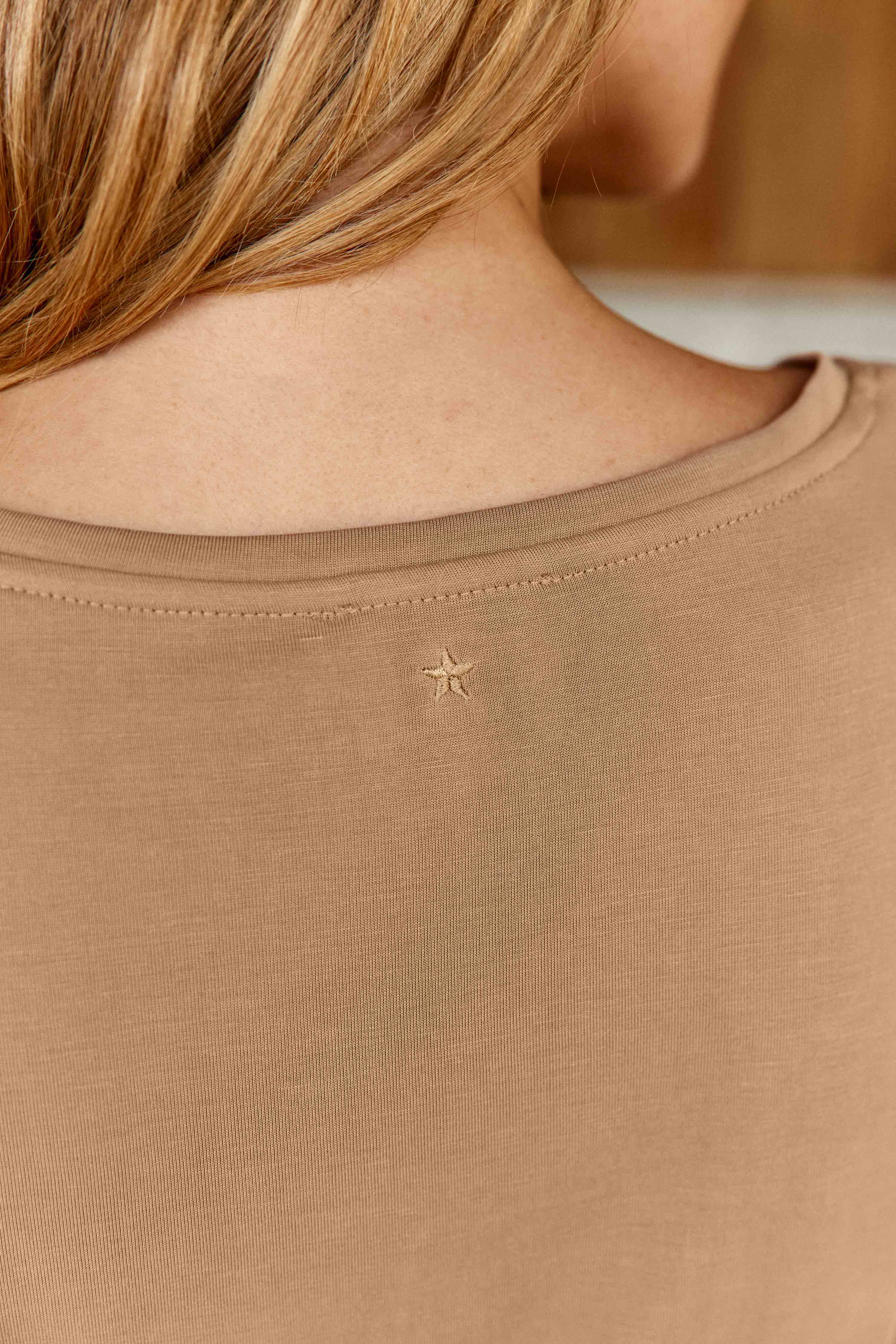 Tiana - Fließendes T-Shirt