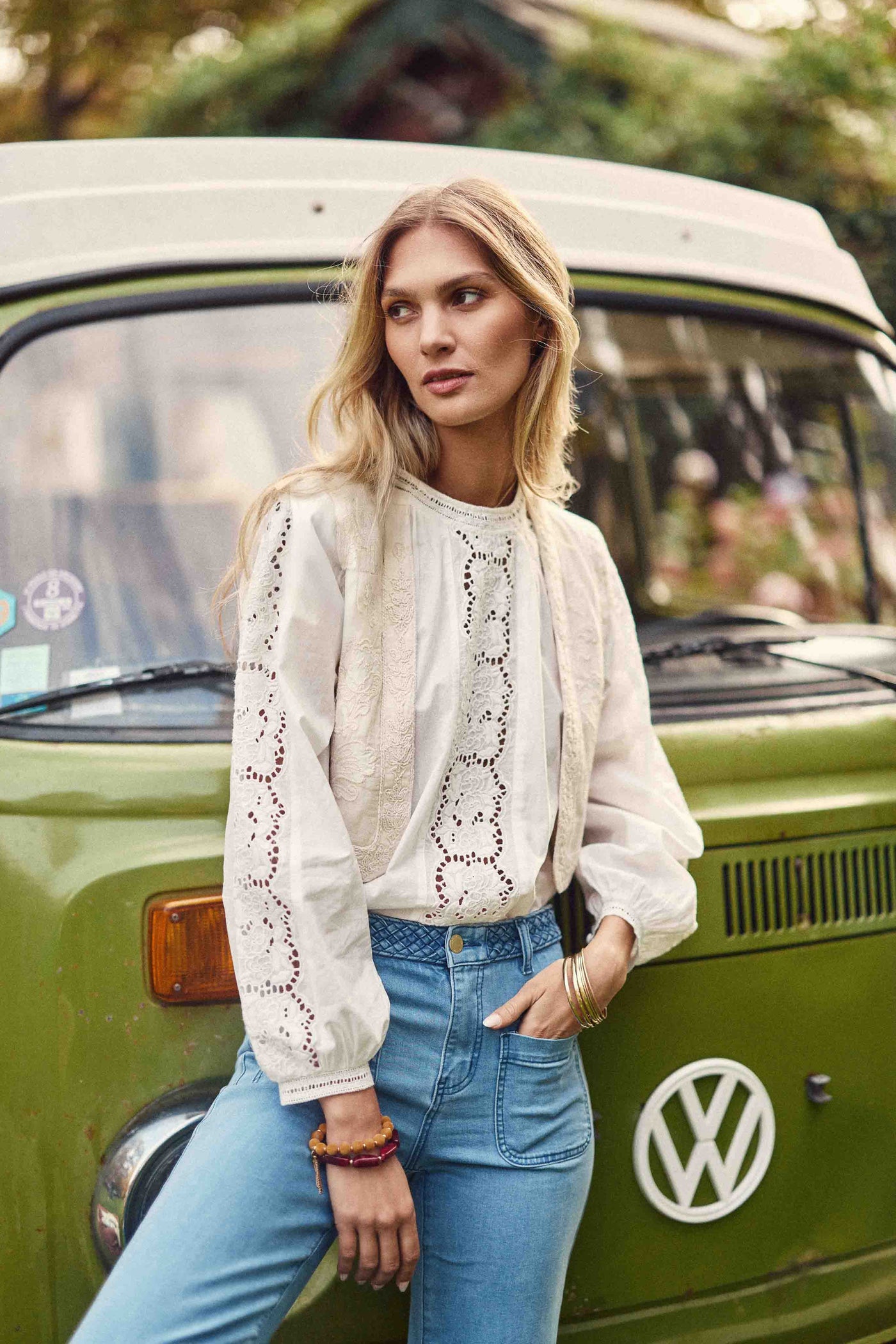 Ivory sleeveless jacket - Vania
