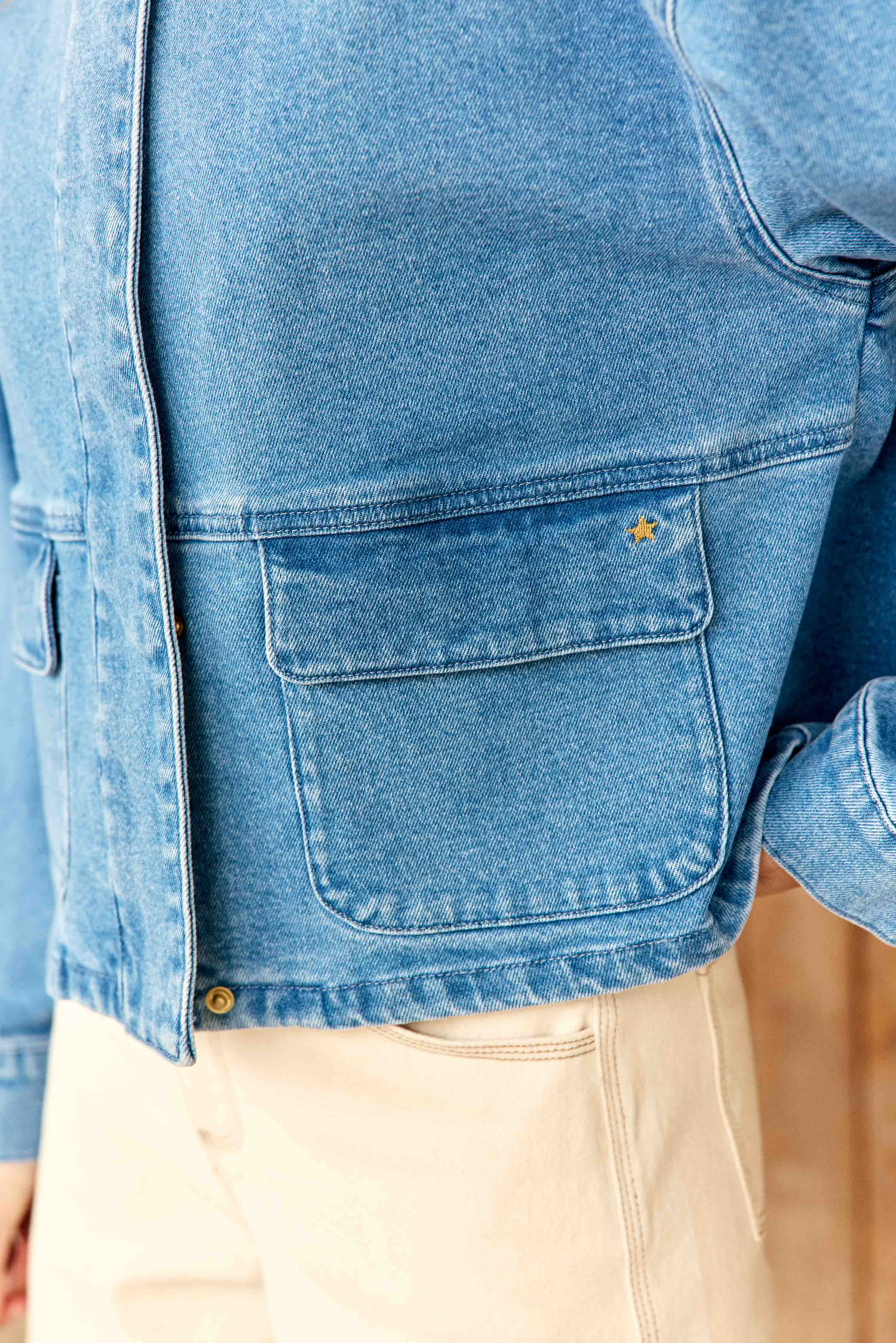 Velmo - Bestickte Jeansjacke