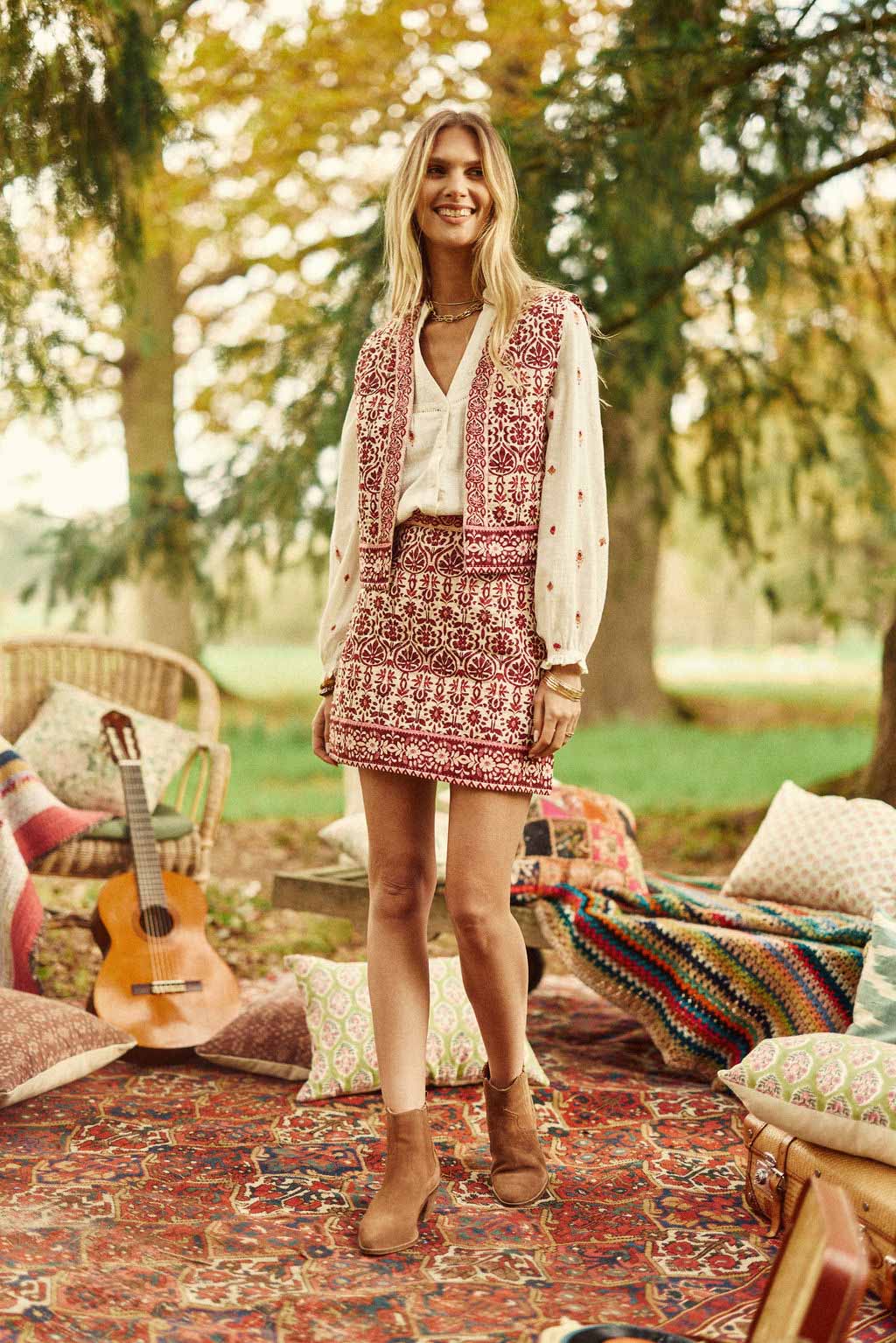 Veste sans manches fleur rouge - Vilma