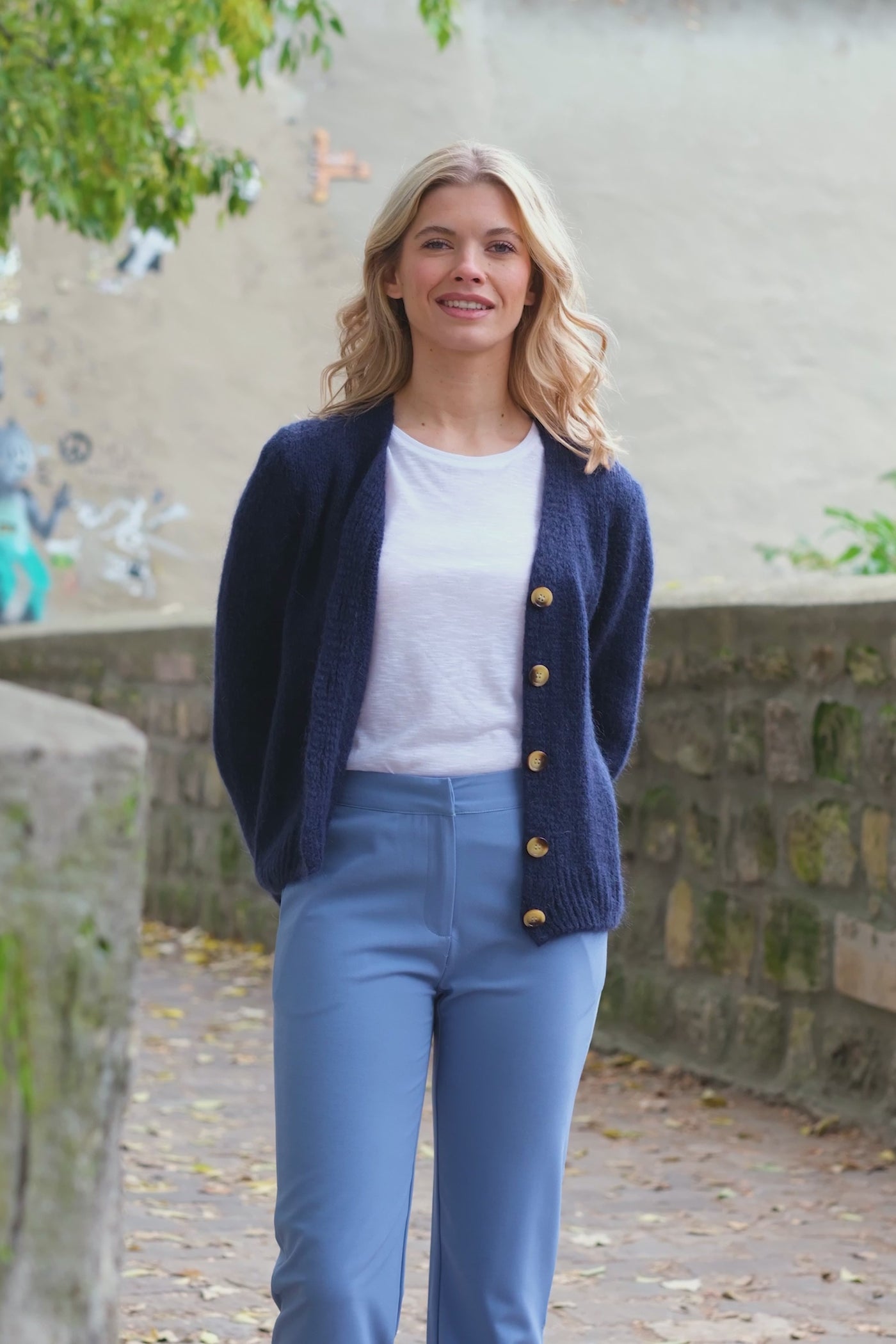 Navy knit vest - Mara