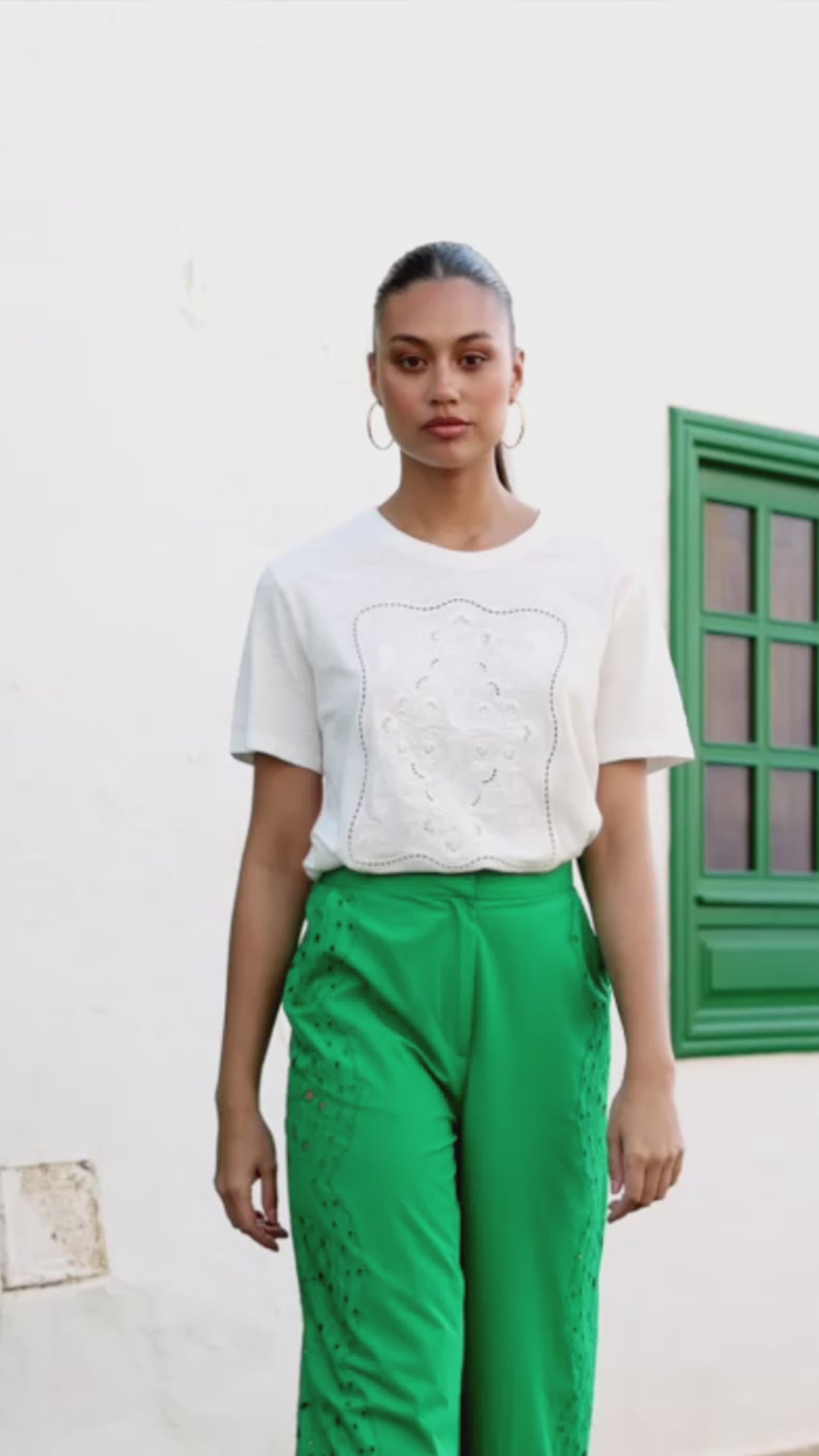 Ecru embroidered T-shirt - Thessa