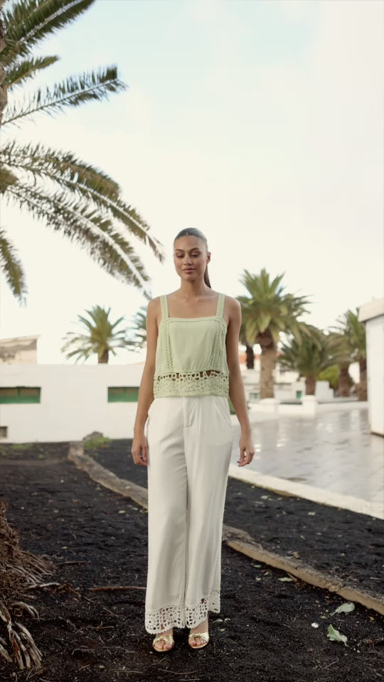 Pantalon droit avec détails crochet blanc - Priella