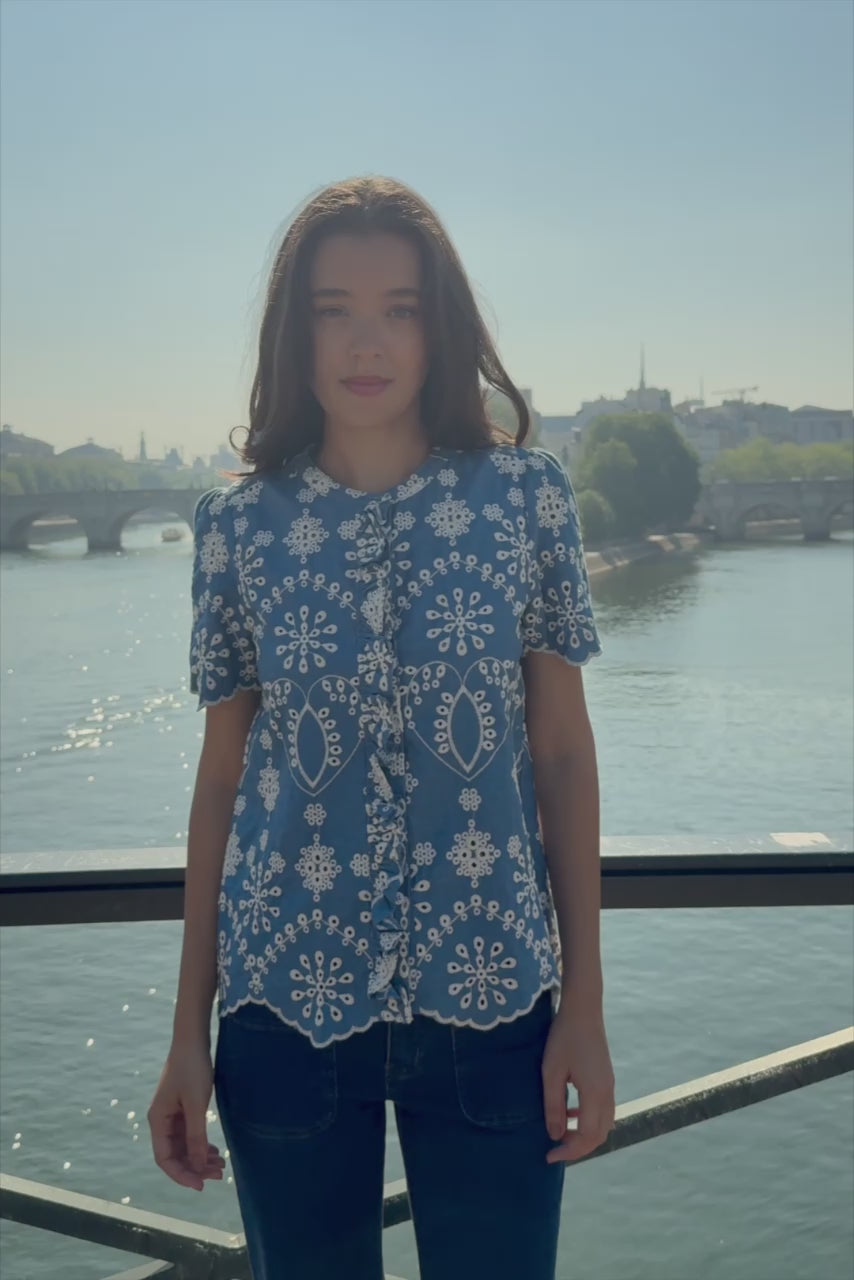 Top manches courtes brodé bleu - Thea