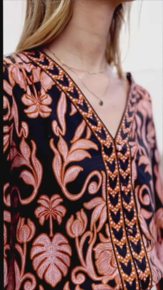 Loose floral blouse - Bedra