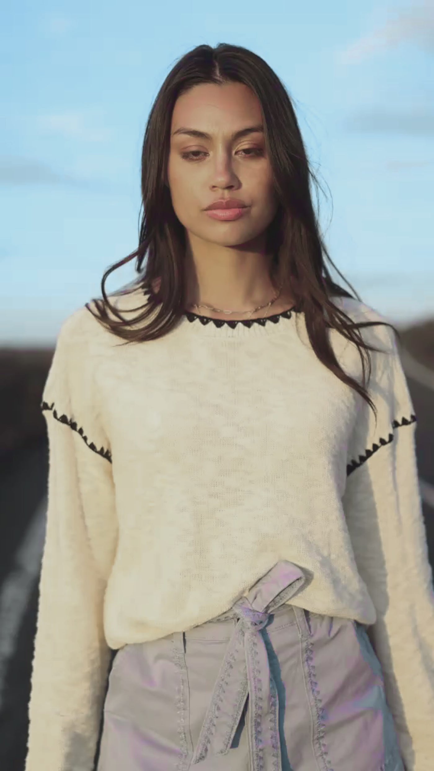 Manuela Straight Sweater - Beige